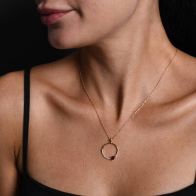 0,68 Karat Diamant Design Tropfen Rubin Kette - 4